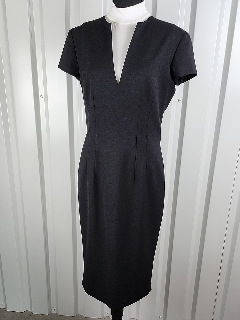 Ralph Lauren Black Label Midi Sheath Dress V-Neck Wool Blend Size 6 Perfect LBD